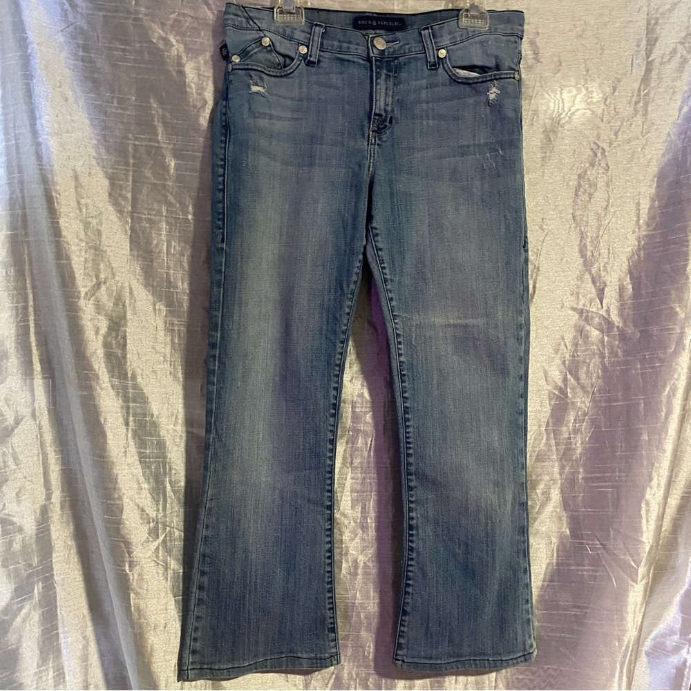 Rock & Republic SZ 12 short, GUC, light wash, distressed, style “Kasandra”